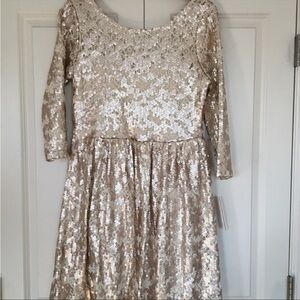 gianni bini hazel metallic dress Gianni Bini Hazel Chiffon Deep V-neck Long Sleeve Cut-Out Gown:Black Metallic:14